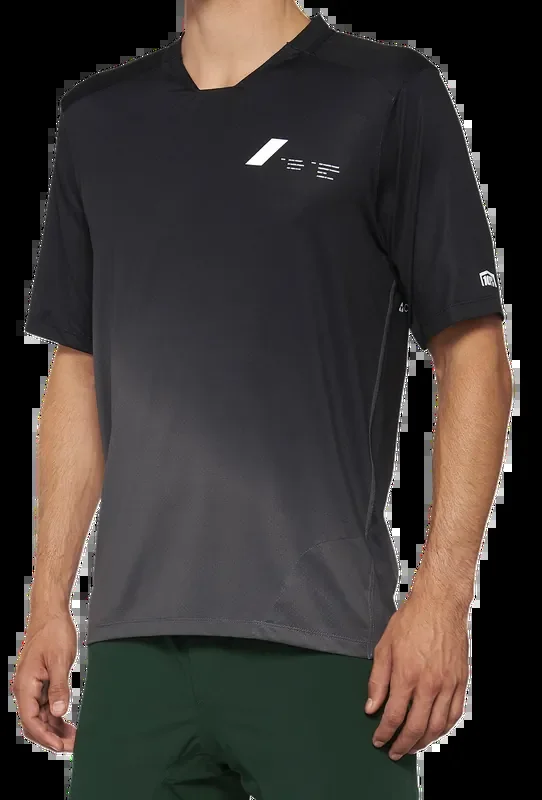 100% Celium Jersey – Short-Sleeve – Black/Charcoal – Large 40011-00002